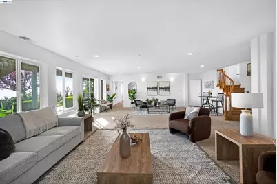 3499 La Mesa Dr, Hayward, CA 94542 - Photo 43