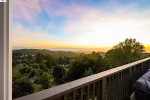 3499 La Mesa Dr, Hayward, CA 94542 - Photo 19