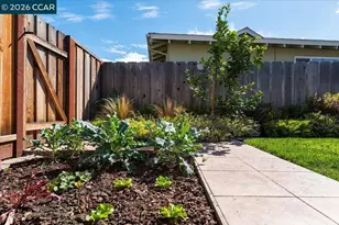 141 Del Mar Dr, Salinas, CA 93901 - Photo 29