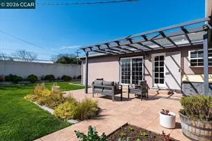 141 Del Mar Dr, Salinas, CA 93901 - Photo 25