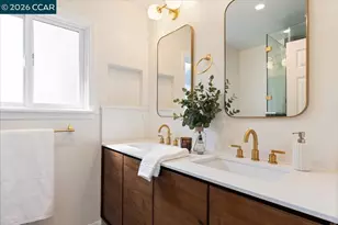 141 Del Mar Dr, Salinas, CA 93901 - Photo 17