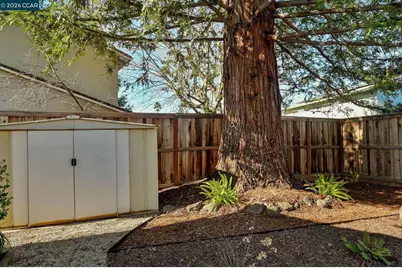 1727 Berrywood Ct, Concord, CA 94521 - Photo 31