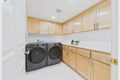 2352 Millstream Ln, San Ramon, CA 94582 - Photo 27