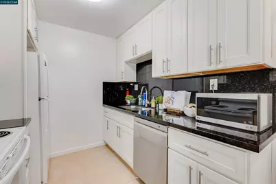 2724 Oak Rd #86, Walnut Creek, CA 94597 - Photo 23