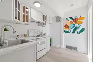 536 Golf Club Rd, Pleasant Hill, CA 94523 - Photo 7