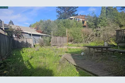 7839 Eureka Ave, El Cerrito, CA 94530 - Photo 37