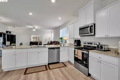 2087 Stars Dr, Rio Vista, CA 94571 - Photo 15