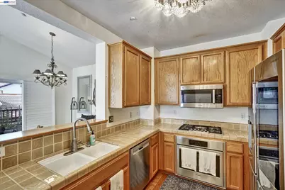 5658 Belleza Drive, Pleasanton, CA 94588 - Photo 21