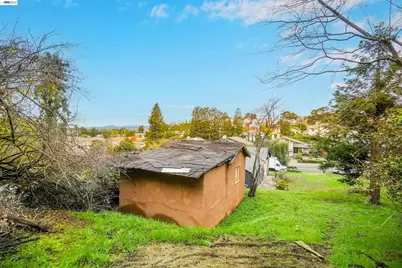 27449 Dobbel Ave, Hayward, CA 94542 - Photo 19