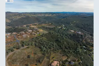 7850 Watermark Place, El Dorado Hills, CA 95762 - Photo 15