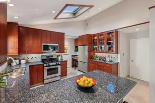 105 Arlington Ave, Kensington, CA 94707 - Photo 15