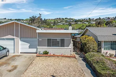 30236 Vanderbilt St, Hayward, CA 94544 - Photo 3