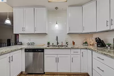 30236 Vanderbilt St, Hayward, CA 94544 - Photo 27