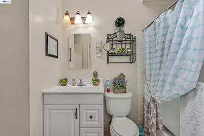 30236 Vanderbilt St, Hayward, CA 94544 - Photo 25