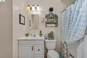 30236 Vanderbilt St, Hayward, CA 94544 - Photo 25