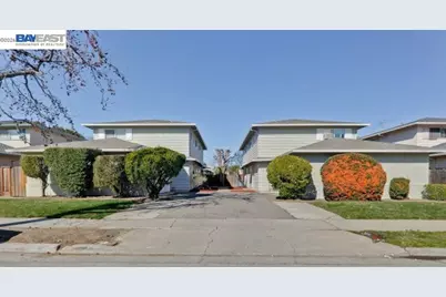 19423-19425 Greenwood Dr, Cupertino, CA 95014 - Photo 3