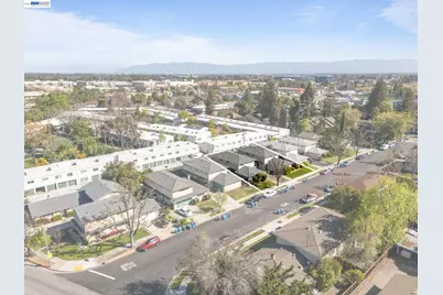19423-19425 Greenwood Dr, Cupertino, CA 95014 - Photo 19