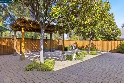 15 Duffy Ct, Pleasant Hill, CA 94523 - Photo 23