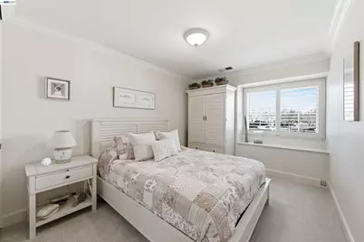 7358 Elmwood Cir, Pleasanton, CA 94588 - Photo 23