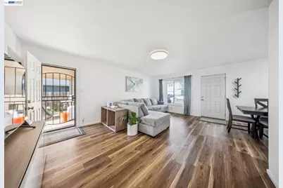 1321 Delwood St, Vallejo, CA 94591 - Photo 5