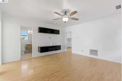 1839 Commerce Way, Oakland, CA 94606 - Photo 3