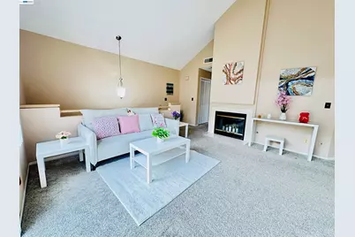 161 Seaway Ct, Hercules, CA 94547 - Photo 3