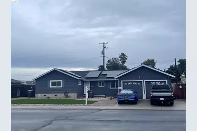 1275 Armstrong Dr, Manteca, CA 95336 - Photo 1