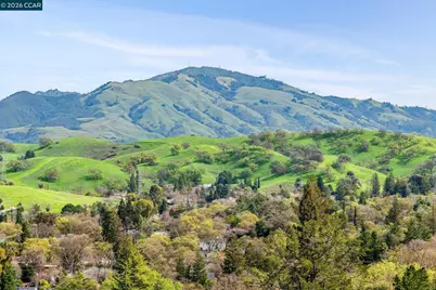 154 Rudgear Drive, Walnut Creek, CA 94596 - Photo 11