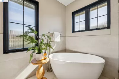 1144 Dwight Way, Berkeley, CA 94702 - Photo 43