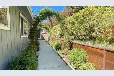 275 Orchard Rd, Orinda, CA 94563 - Photo 25