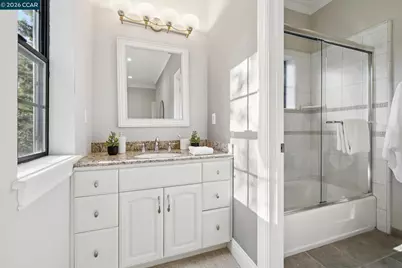 25 Woodland Dr, Alamo, CA 94507 - Photo 39