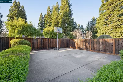 25 Woodland Dr, Alamo, CA 94507 - Photo 59