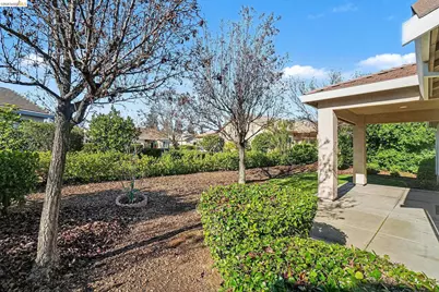 399 Earlham Way, Brentwood, CA 94513 - Photo 17