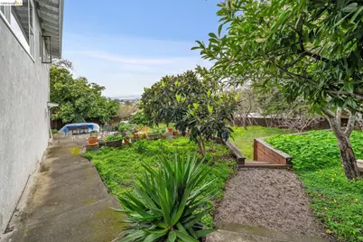5845 Bernhard Ave, Richmond, CA 94805 - Photo 43