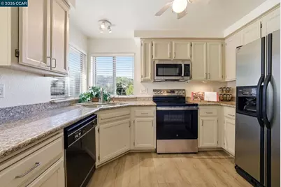 139 Tuscany Ct, Hercules, CA 94547 - Photo 17