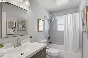 16129 Via Pinale, San Lorenzo, CA 94580 - Photo 13