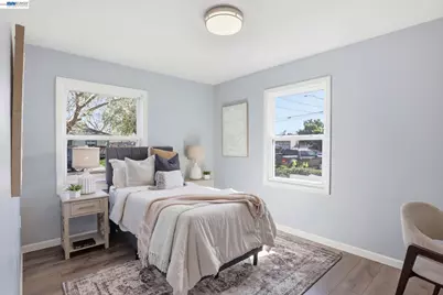 16129 Via Pinale, San Lorenzo, CA 94580 - Photo 11