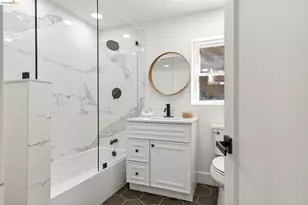 8301 Ney Ave, Oakland, CA 94605 - Photo 53