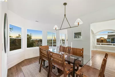 8301 Ney Ave, Oakland, CA 94605 - Photo 7