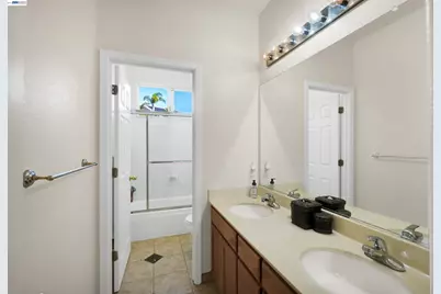 5810 Gold Creek Dr, Castro Valley, CA 94552 - Photo 37