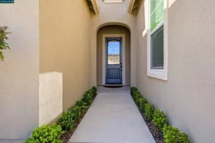 1501 Empire Dr, Lodi, CA 95242 - Photo 5