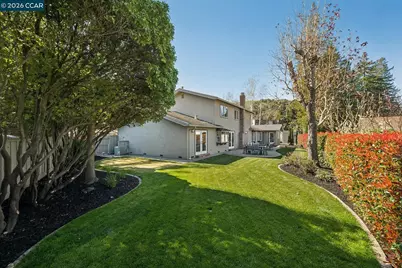 342 Constance Pl, Moraga, CA 94556 - Photo 3