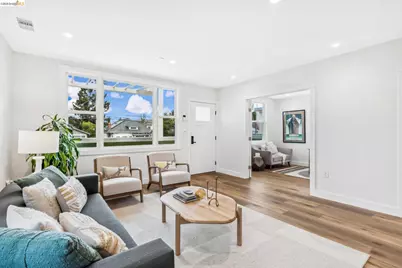 667 Alcatraz Ave, Oakland, CA 94609 - Photo 5
