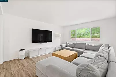 274 Fernwood Dr, Pleasant Hill, CA 94523 - Photo 9