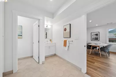 667 & 667A Alcatraz Ave, Oakland, CA 94609 - Photo 15