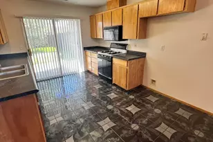 192 Torvend Way, Patterson, CA 95363 - Photo 7