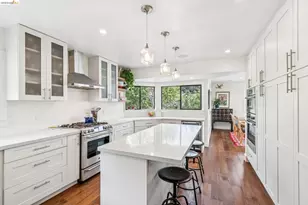 3320 Burdeck Dr, Oakland, CA 94602 - Photo 9