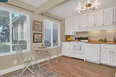 4888 Clayton Rd #6, Concord, CA 94521 - Photo 7