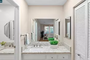 90 Rolling Green Cir, Pleasant Hill, CA 94523 - Photo 23