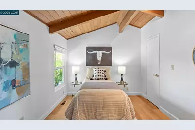 90 Rolling Green Cir, Pleasant Hill, CA 94523 - Photo 17